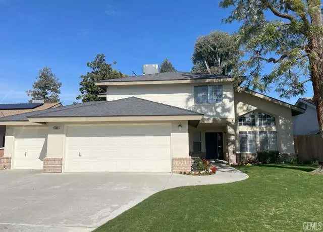 House For Sale in 9400, Brookstone Court, Bakersfield, California