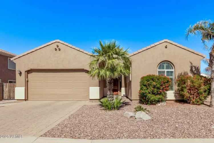 House For Sale in 4914, East Palm Beach Drive, Chandler, Arizona