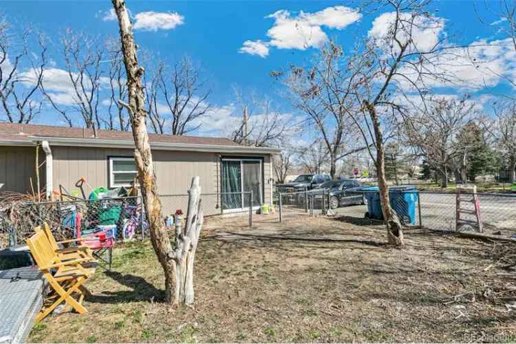 House For Sale in 5997, Magnolia Street, Commerce City, Colorado