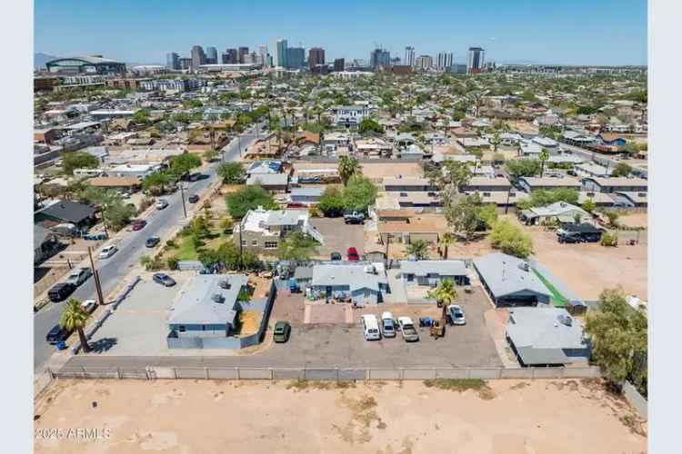 Rent Garden Style Property in Downtown Phoenix with 6 Units and Modern Features