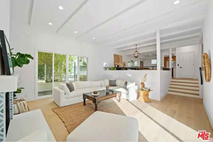 Buy Single Family Home in Studio City with Luxurious Features and Views