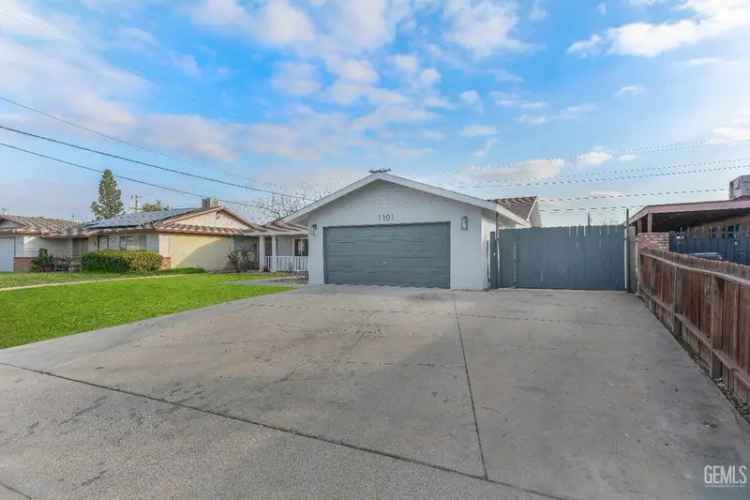 House For Sale in 1101, San Vicente Drive, Bakersfield, California