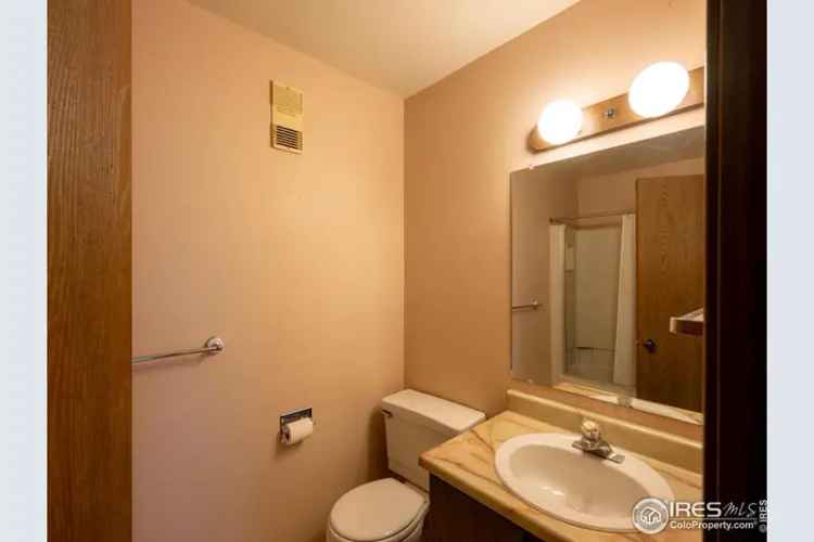 Buy condo in Fort Collins with fireplace and modern amenities