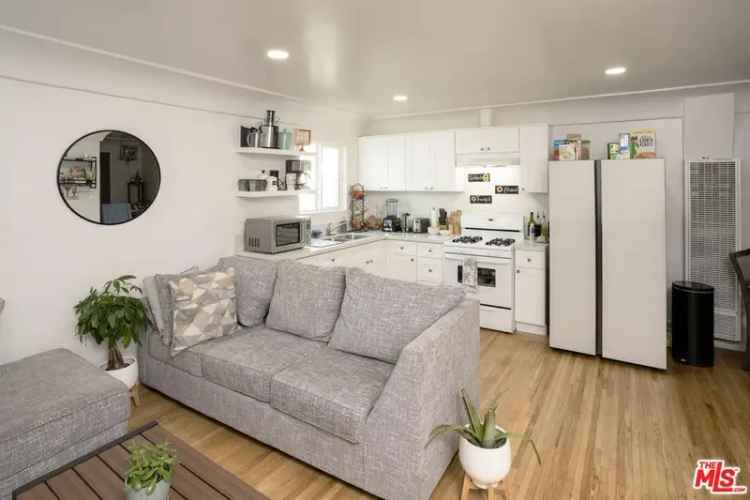 House For Sale in 8417, South Halldale Avenue, Los Angeles, California