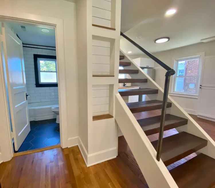 Rent Beautifully Renovated Home in Germantown with Modern Features