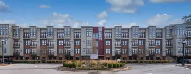 Rent Apartments in Chapel Hill North with Impressive Amenities