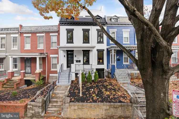 House For Sale in 541, Irving Street Northwest, Washington, District of Columbia