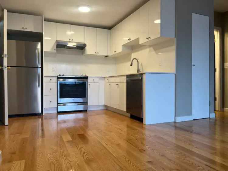 Apartment for Rent in Mission Hill with Modern Features and City Views