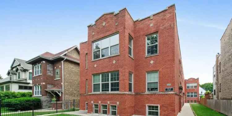 Rent Apartments in Highpoint Old Irving Park with Modern Features