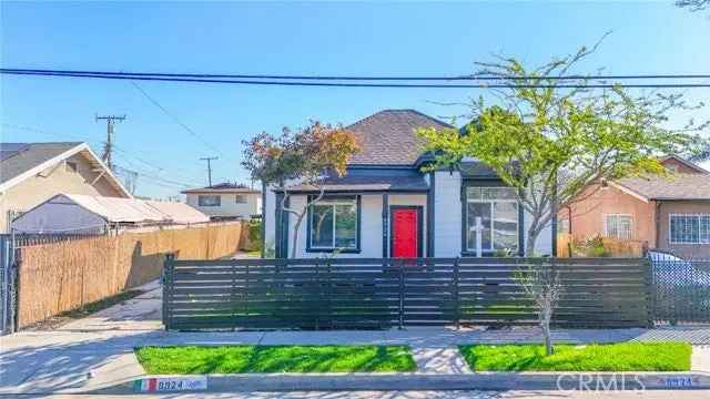 House For Sale in 8924, South Budlong Avenue, Los Angeles, California