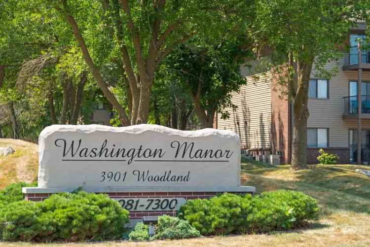 Rent Spacious Apartments with Amenities in West Des Moines