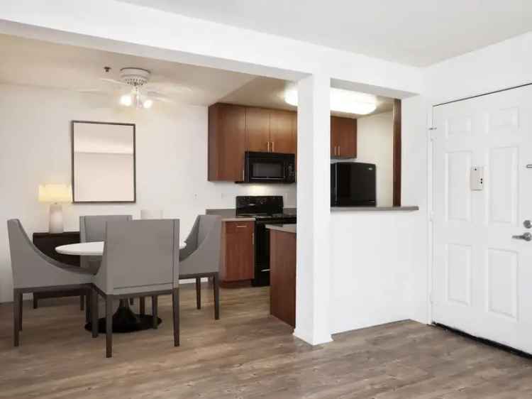 Rent Pleasanton Apartments with Modern Amenities in East Bay