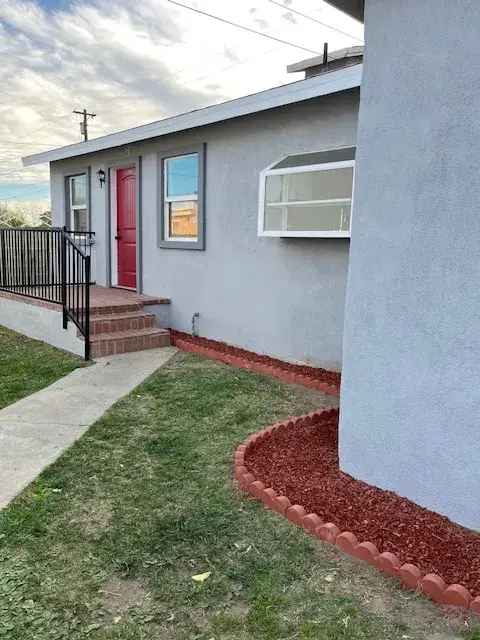 Rent Casita in Ontario with 2 Bedrooms and Updated Features