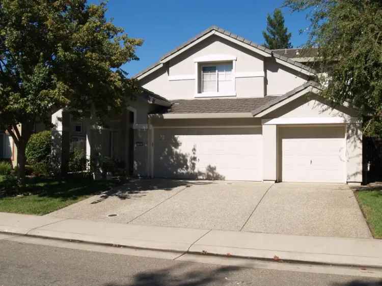 Rent Beautiful 4 Bed 3 Bath Home Near Folsom with Great Amenities