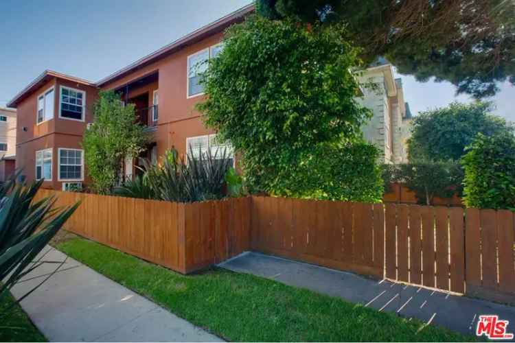 Investment opportunity buy four unit building in Venice with upgrades