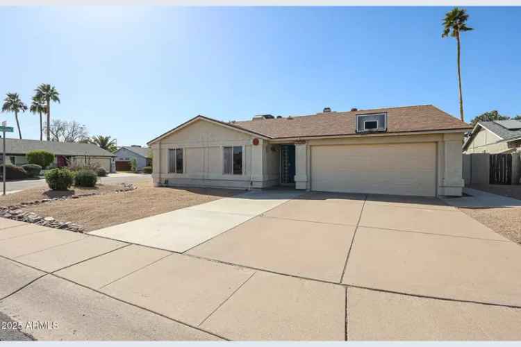 Buy Single Level Home in Cul-de-Sac with Oversized Lot and No HOA