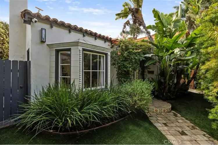 Rent Charming 2 Bedroom House with Modern Comfort in Los Angeles