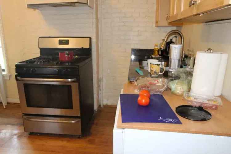 Two Bedroom Apartment for Rent in the South End with Modern Amenities