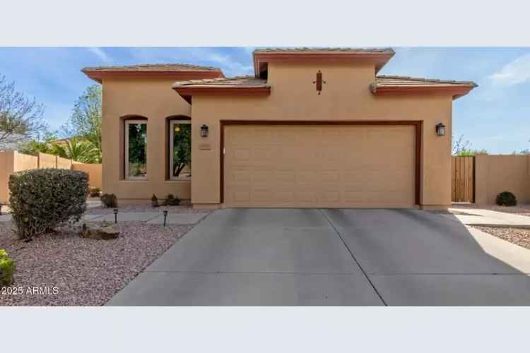 House For Sale in 6399, South Twilight Way, Gilbert, Arizona