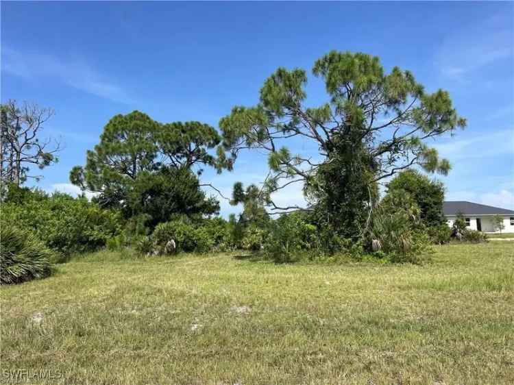 Land For Sale in 2030, El Dorado Boulevard North, Cape Coral, Florida