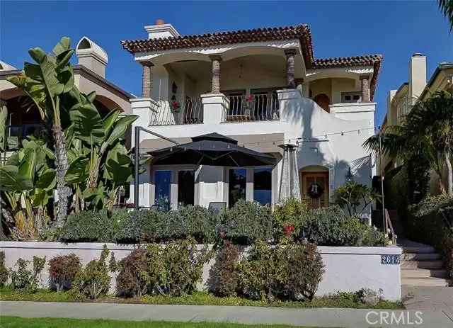 House For Sale in 2614,2614 1/2, Ocean Boulevard, Newport Beach, California