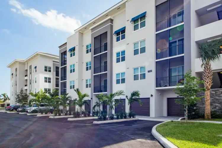 Rent Apartments in West Palm Beach with Spacious Living and Great Amenities