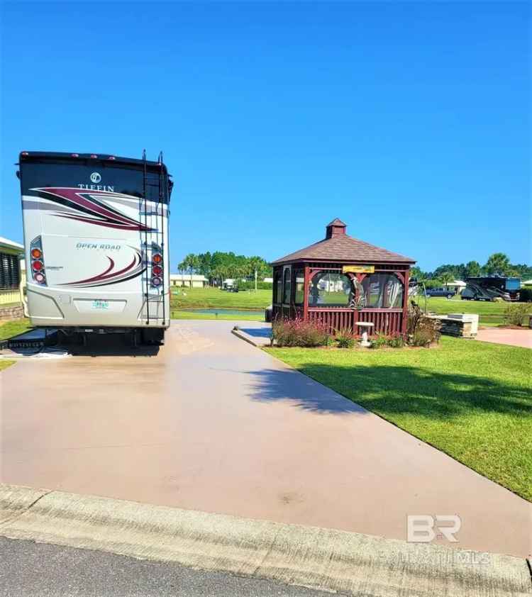 Buy Luxury Lakefront RV Lot in Top Resort with Beautiful Views and Amenities