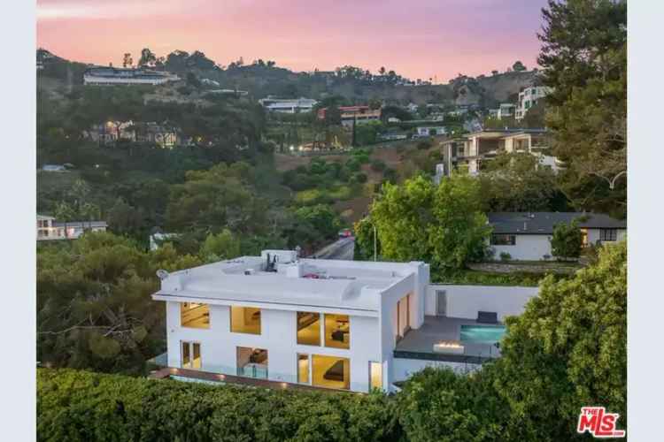 Luxury Buy House in Doheny Estates with Stunning City Views