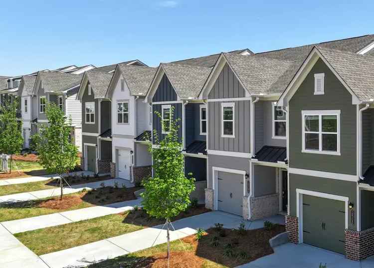 Rent Apartments at Quinn Residences Covington Town Center with Features