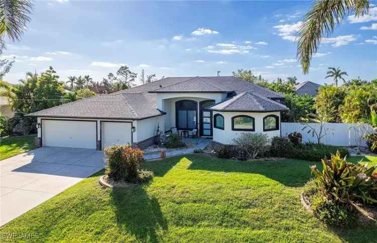 House For Sale in 106, Southwest 17th Place, Cape Coral, Florida