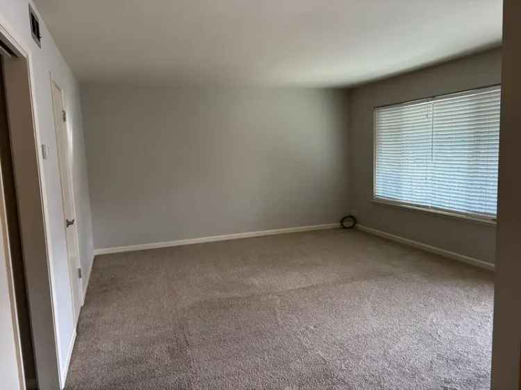 Rent Apartment Unit in Westside Redwood City with Modern Features