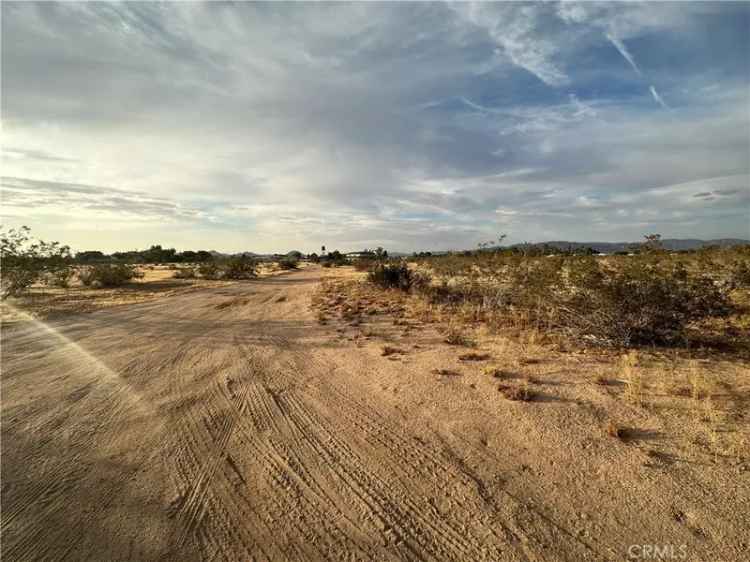 Land For Sale in Apple Valley, California