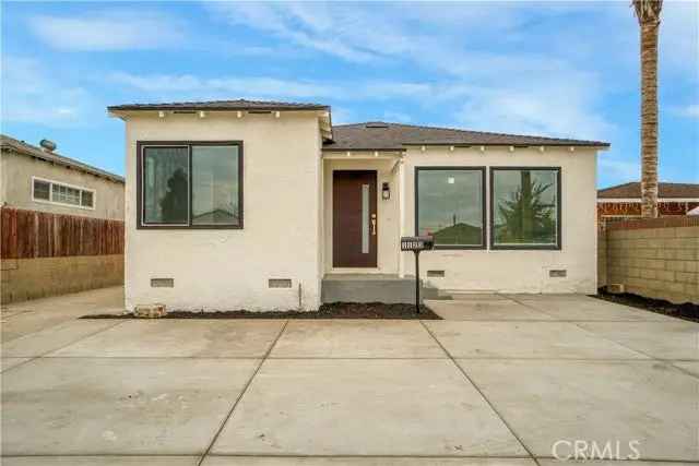 House For Sale in 1123, East 106th Street, Los Angeles, California