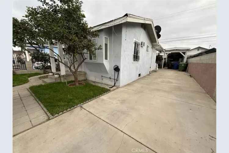 House For Sale in 1328, West 67th Street, Los Angeles, California