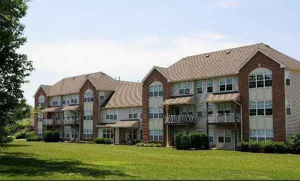 Rent Spacious Apartments in North Brunswick with Resort Style Amenities