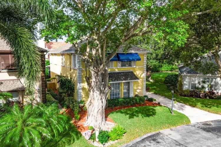 House For Sale in 27, Southwest 5th Way, Boca Raton, Florida