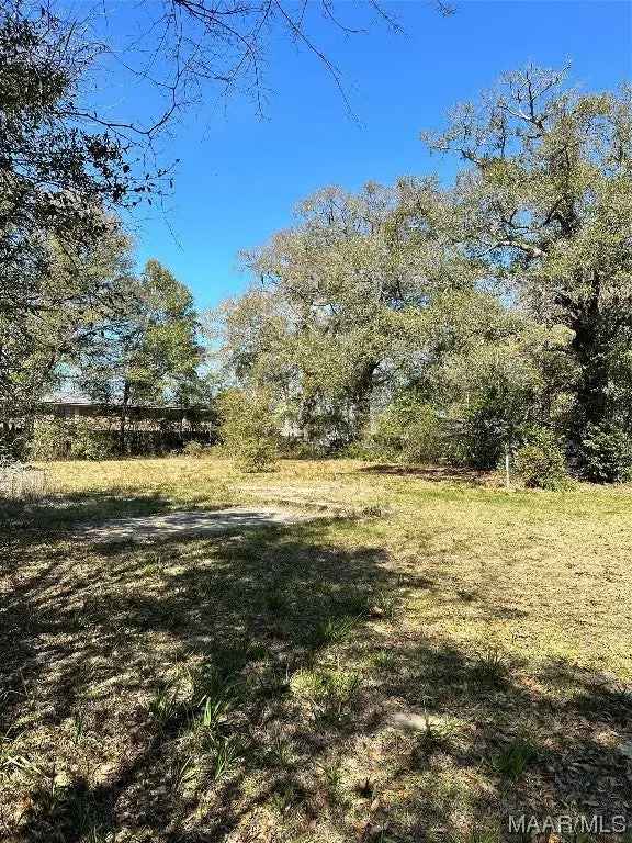 Build Your Dream Home on Vacant Lot Near Downtown Ozark