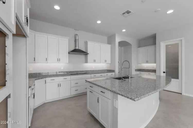 Buy 5 Bedroom Home in Queen Creek with Luxurious Features and Amenities