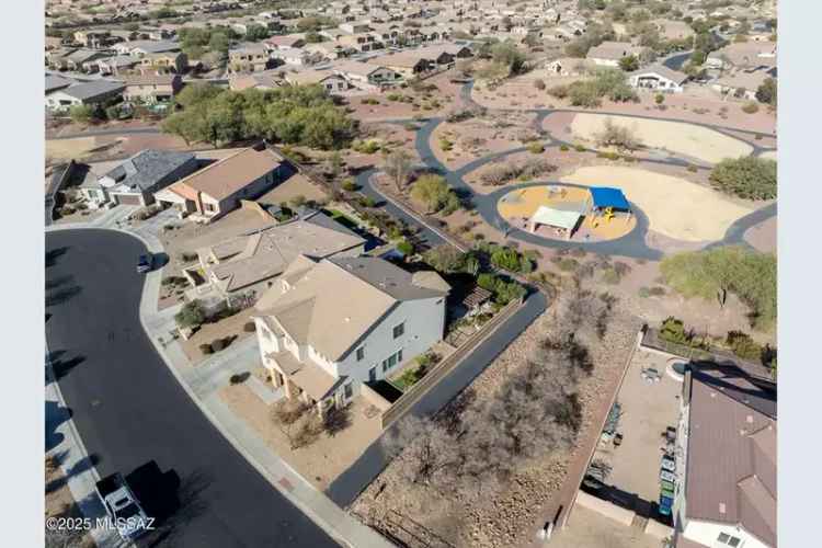 Luxury buy house in Marana with 5 bedrooms and gourmet kitchen