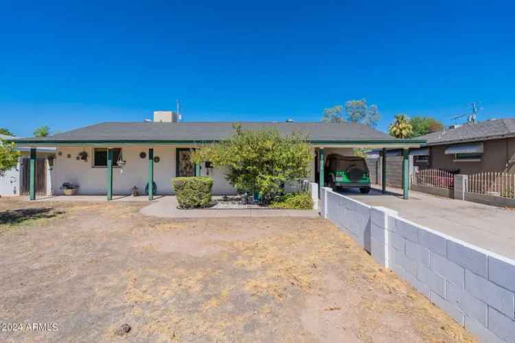 House For Sale in 2124, East Osborn Road, Phoenix, Arizona