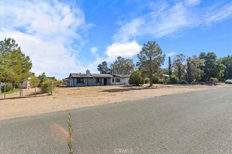 House For Sale in 22242, Mohican Avenue, Apple Valley, California