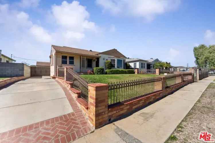 Buy Spacious Home with 2 Bedrooms in Inglewood with remodeled kitchen and bath