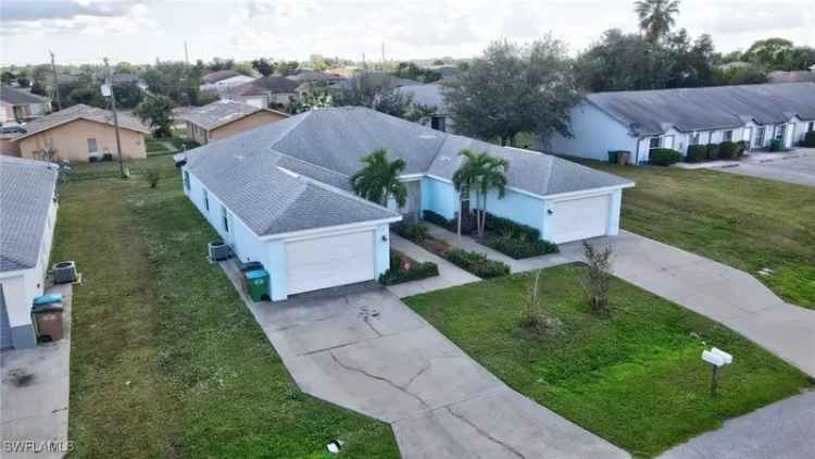 House For Sale in Cape Coral, Florida