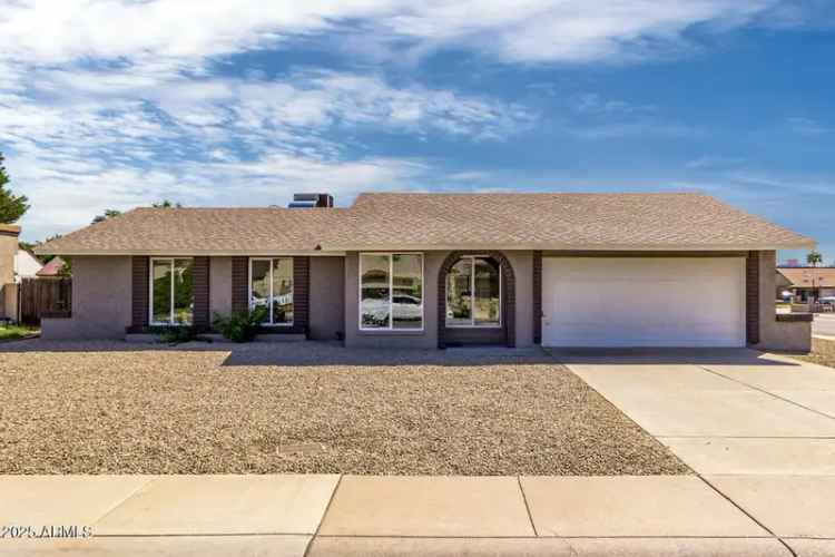 House For Sale in 8837, West Coolidge Street, Phoenix, Arizona