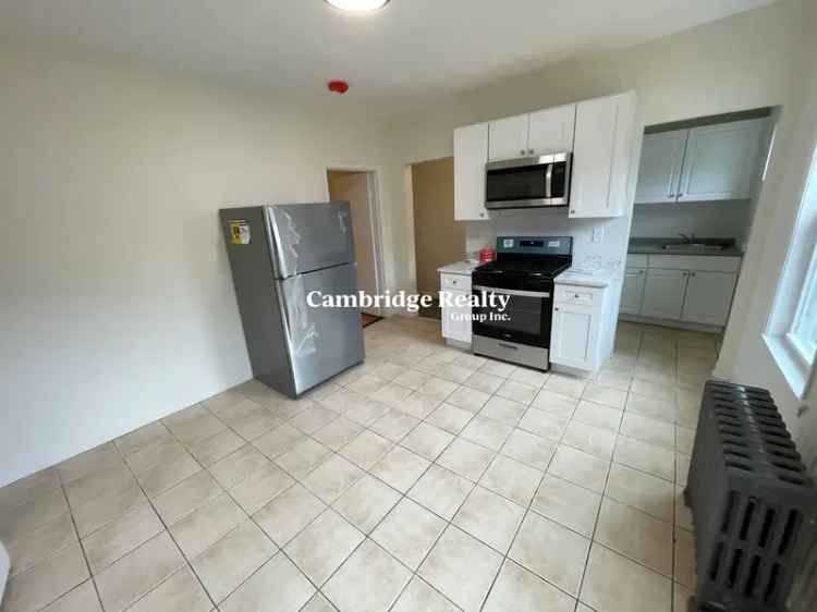 Rent Modern Apartment Near Union Square with Office and Laundry