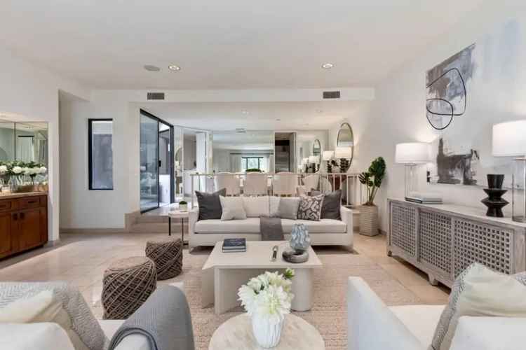 House For Sale in 2249, Century Hill, Los Angeles, California