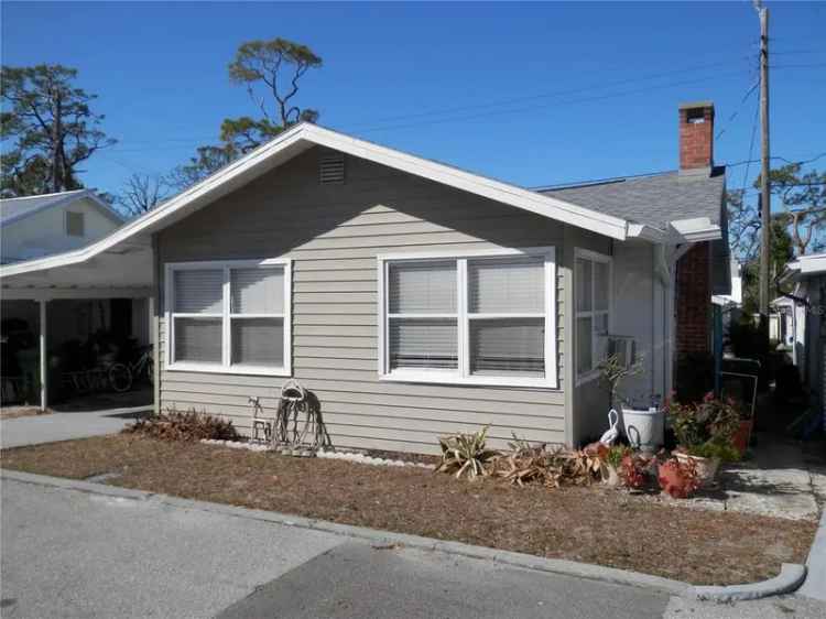 House For Sale in 12, Desoto Street East, Bradenton, Florida