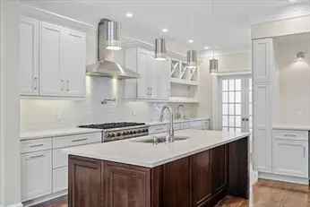 House For Sale in 33, Winthrop Road, Brookline, Massachusetts