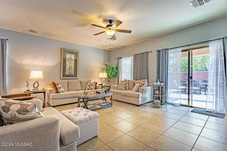 Rent 3 Bed Home Rancho Sahuarita with Open Concept Living and Amenities