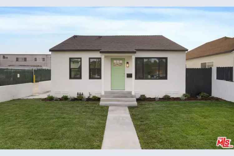 Buy House in Long Beach Newly Remodeled with Backyard and Modern Features